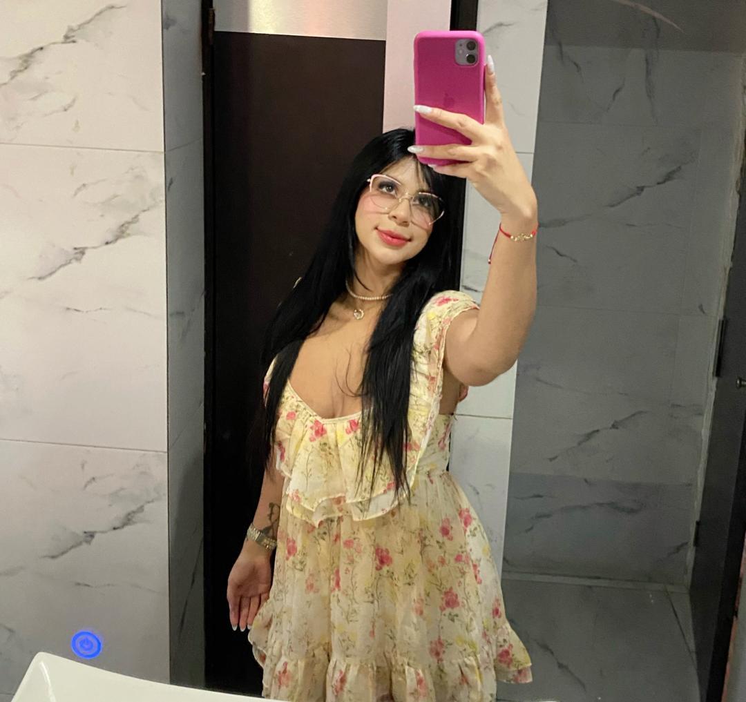 645942130: Chica busca chico en Albacete