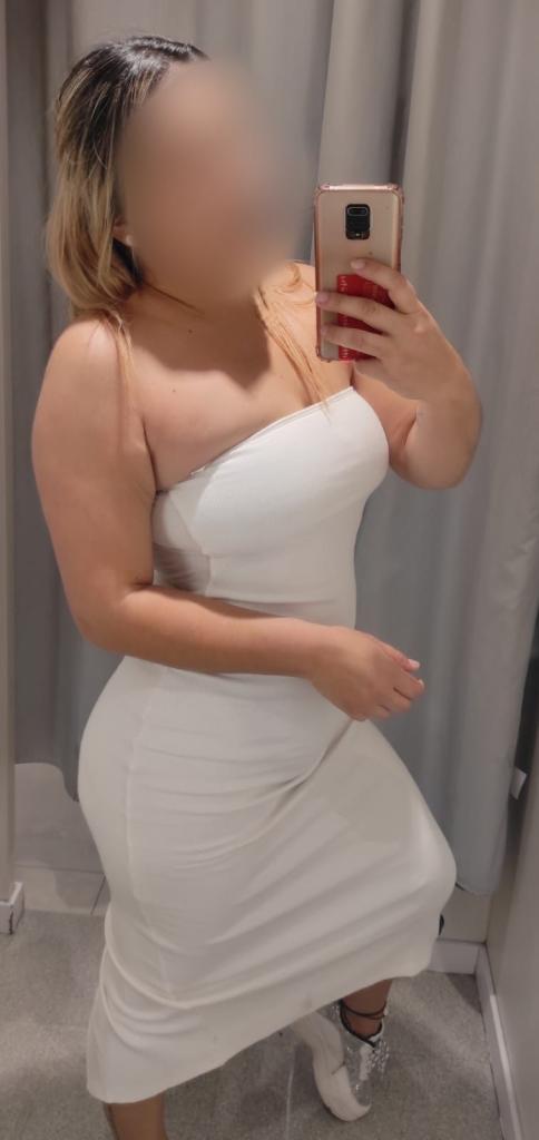 Chica busca chico en Granada: 