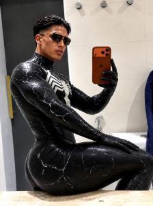 677698521: Chico busca chica en Madrid