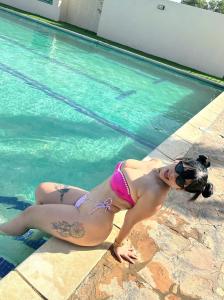 645942130: Chica busca chico en Albacete