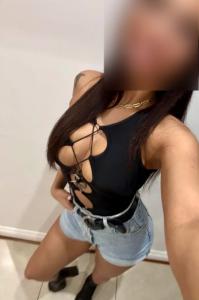 634705287: Chica busca chico en Madrid
