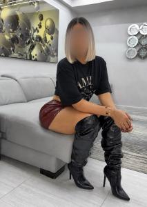 613429432: Chica busca chico en Badajoz