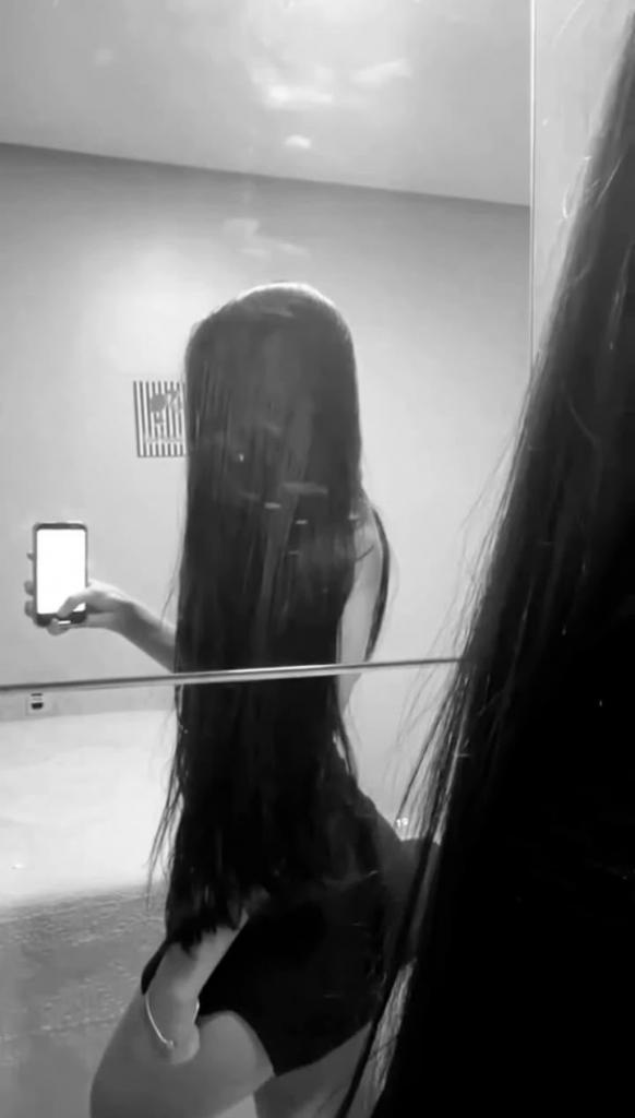 Chica busca chico en Granada: 