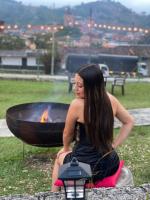 610759442: Chica busca chico en Valencia