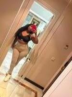610768839: Chica busca chico en Sevilla