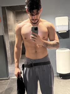 643852366: Chico busca chica en Granada