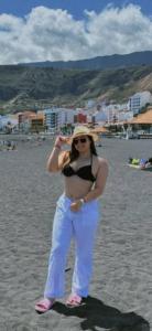 722410579: Chica busca chico en La Coruña