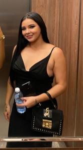 643596417: Chica busca chico en Cantabria