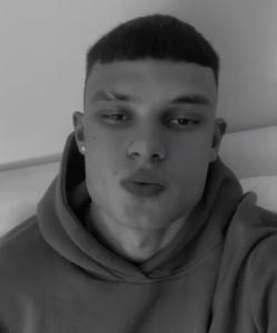 617836030: Chico busca chica en Guipúzcoa