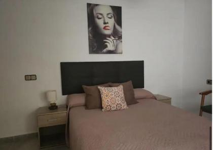 604963549: Chica busca chico en Cuenca