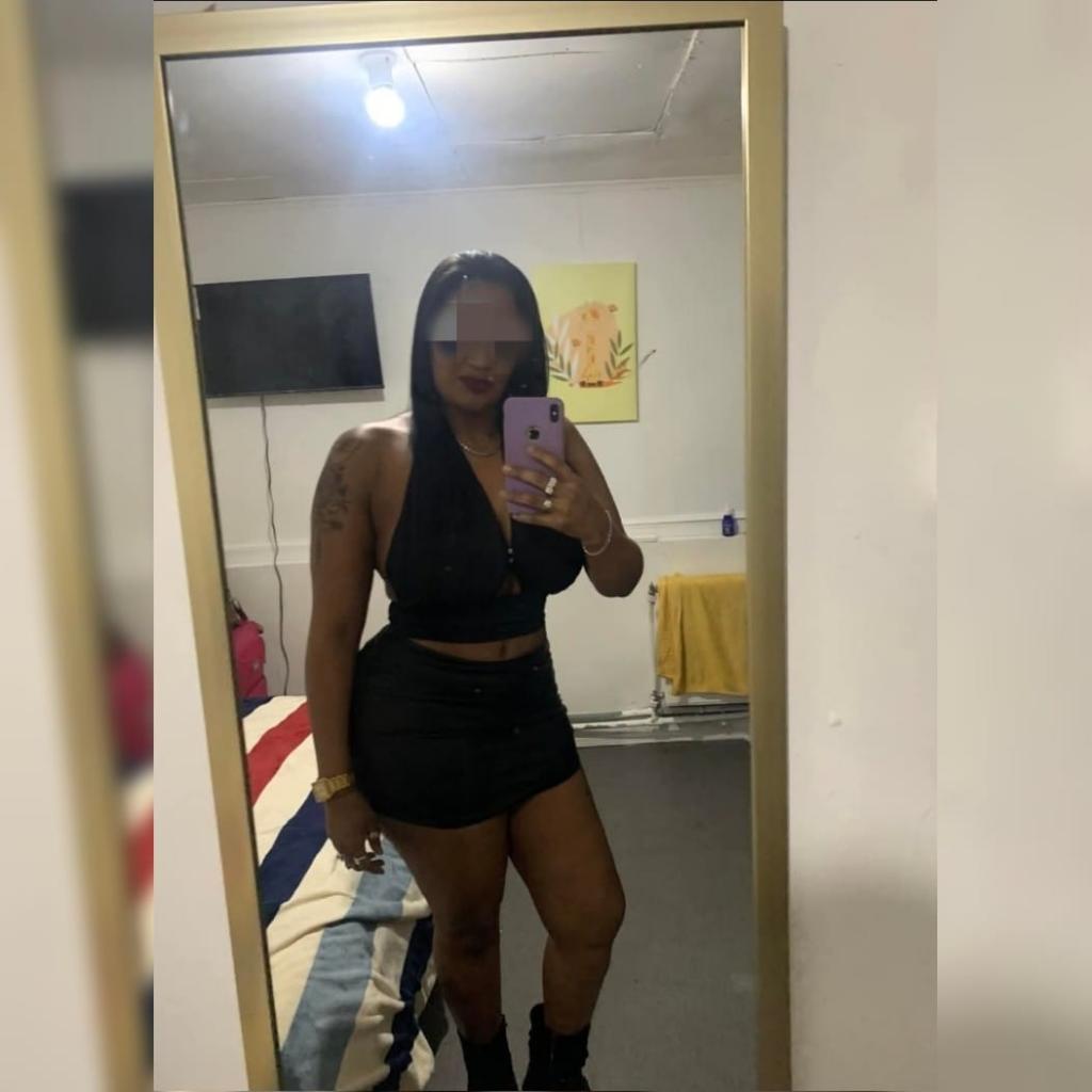 Chica busca chico en Lérida: 