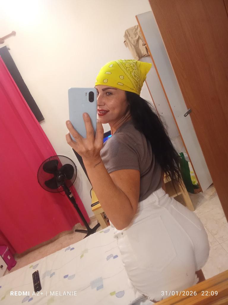 604229020: Chica busca chico en Las Palmas
