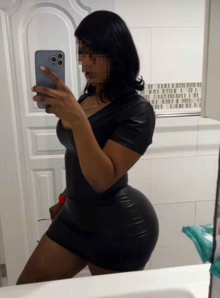 Chica busca chico en La Coruña: 