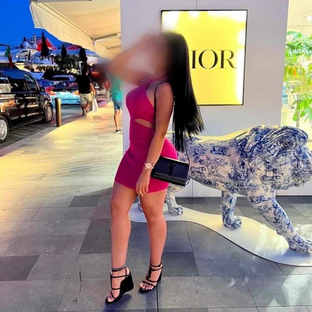 653386531: Chica busca chico en Madrid