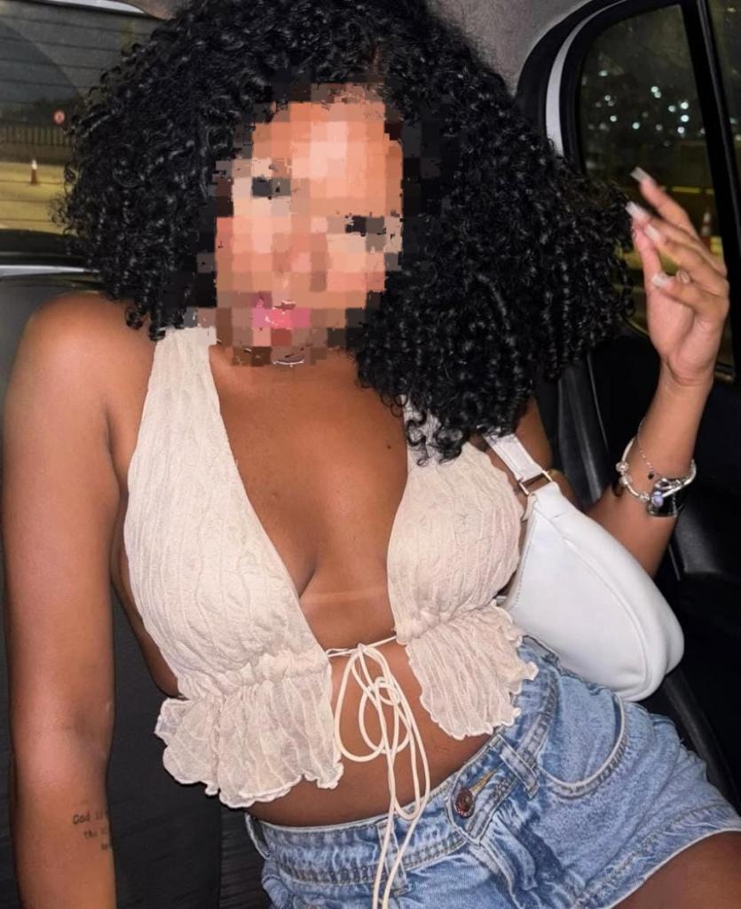 Chica busca chico en La Coruña: 