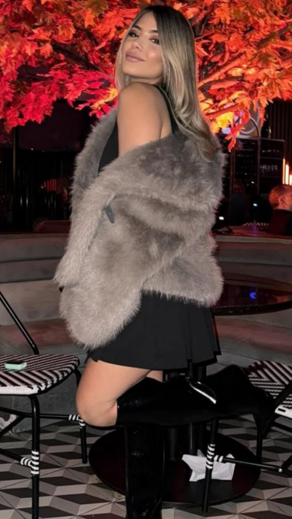 Chica busca chico en Mallorca: 