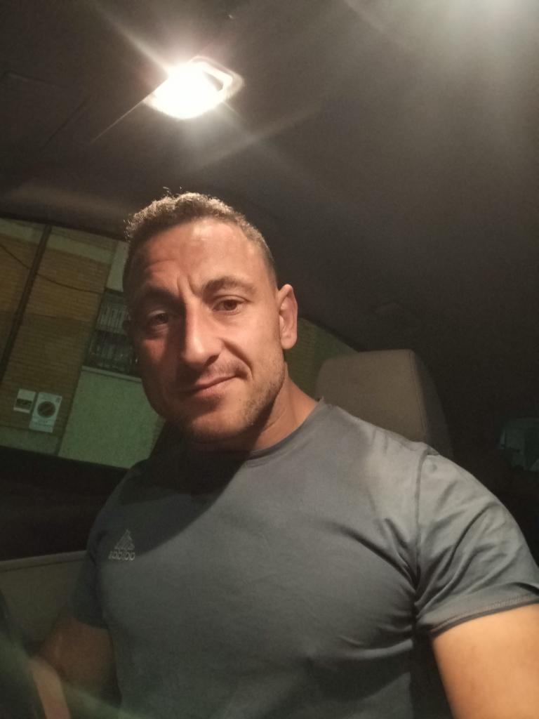 634222885: Chico busca chica en Sevilla