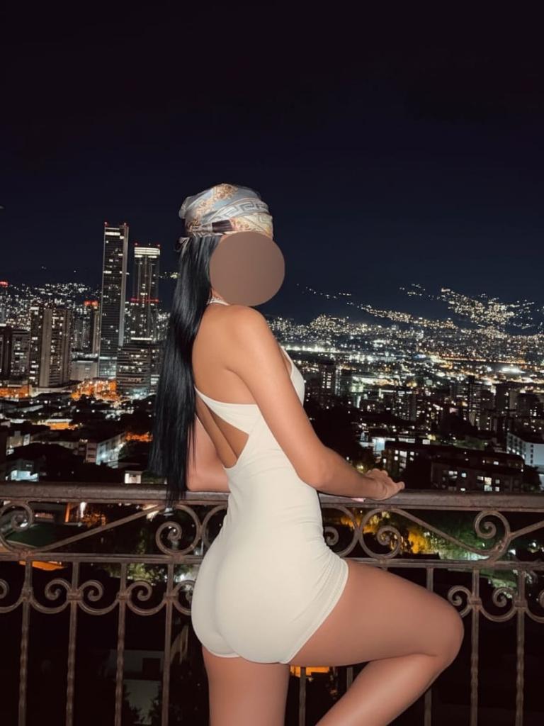 612232263: Chica busca chico en Madrid