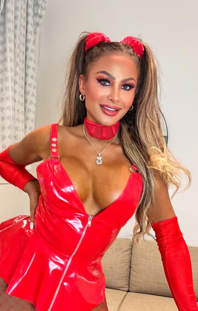 617075177: Travesti en Barcelona