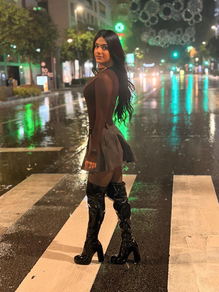 611357730: Travesti en Málaga