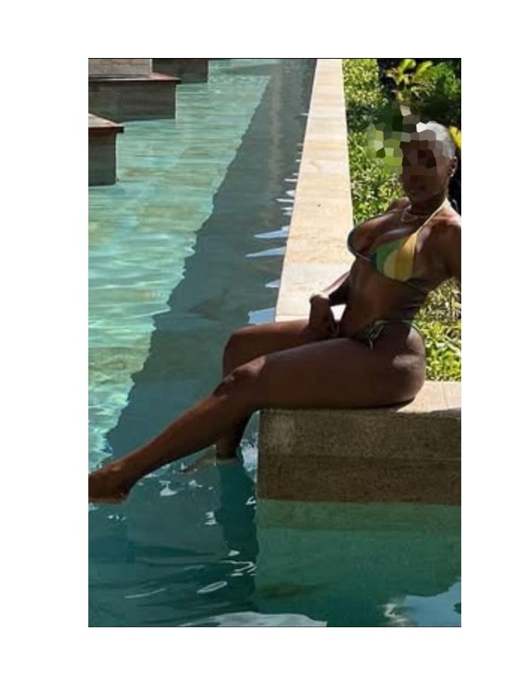 Chica busca chico en Tenerife: 