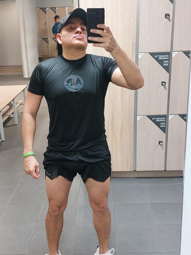 Chico busca chica en Barcelona: 