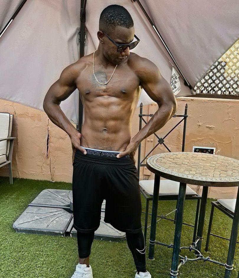 603945330: Chico busca chica en Barcelona