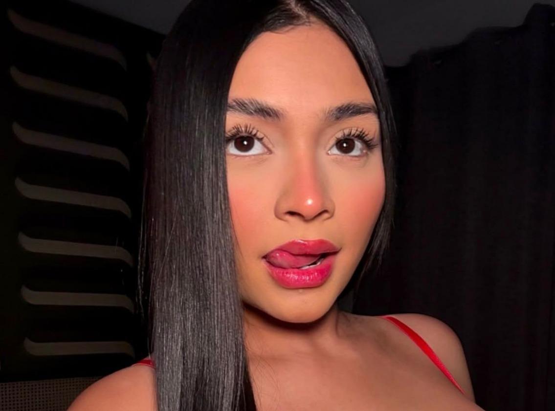 613837893: Chica busca chico en Tenerife