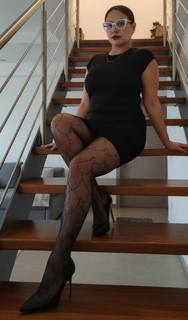 Chica busca chico en Cádiz: 