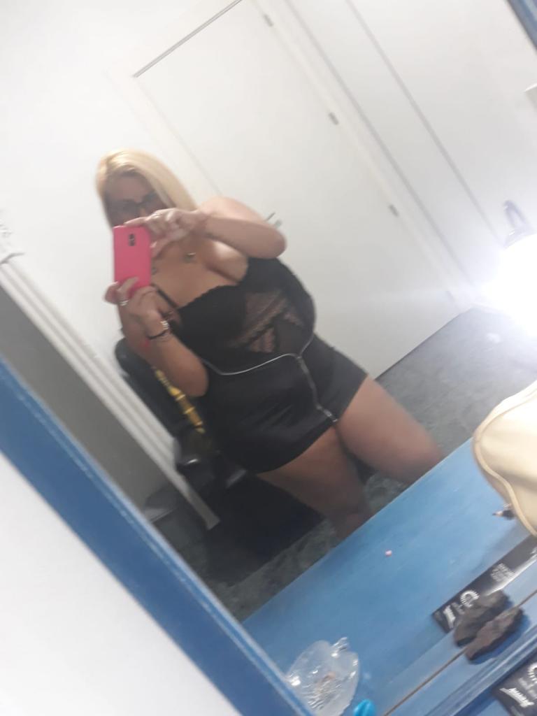 Chica busca chico en Murcia: 