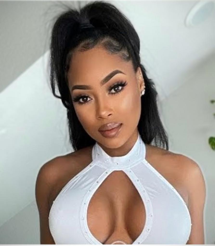 624114602: Chica busca chico en Valencia