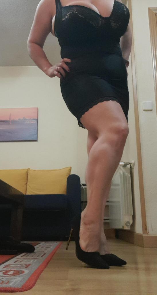 643473128: Chica busca chico en Madrid