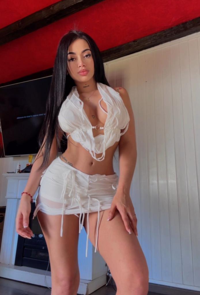 631848613: Chica busca chico en Cádiz