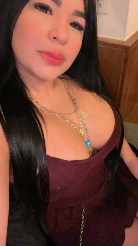 Chica busca chico en Tenerife: 