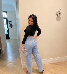 627574249: Chica busca chico en Madrid