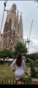 614442725: Chica busca chico en Barcelona