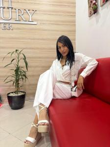 617848392: Chica busca chico en Castellón