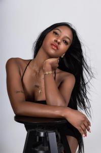 608004290: Chica busca chico en Tenerife