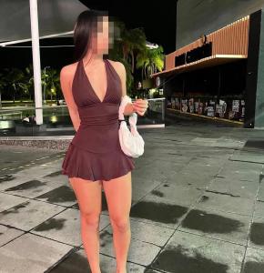 613964719: Chica busca chico en Málaga