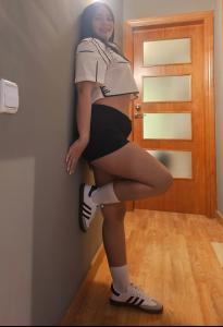 610799018: Chica busca chico en Barcelona