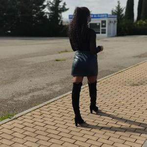 641782971: Chica busca chico en Valencia