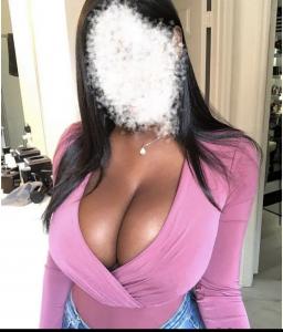 631016782: Chica busca chico en Barcelona