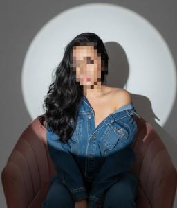 641369718: Chica busca chico en Sevilla