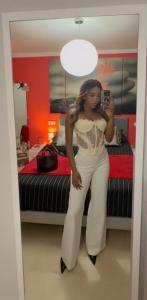 647048954: Chica busca chico en Mallorca