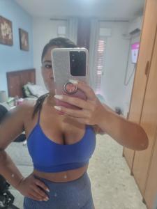 672860622: Chica busca chico en Granada