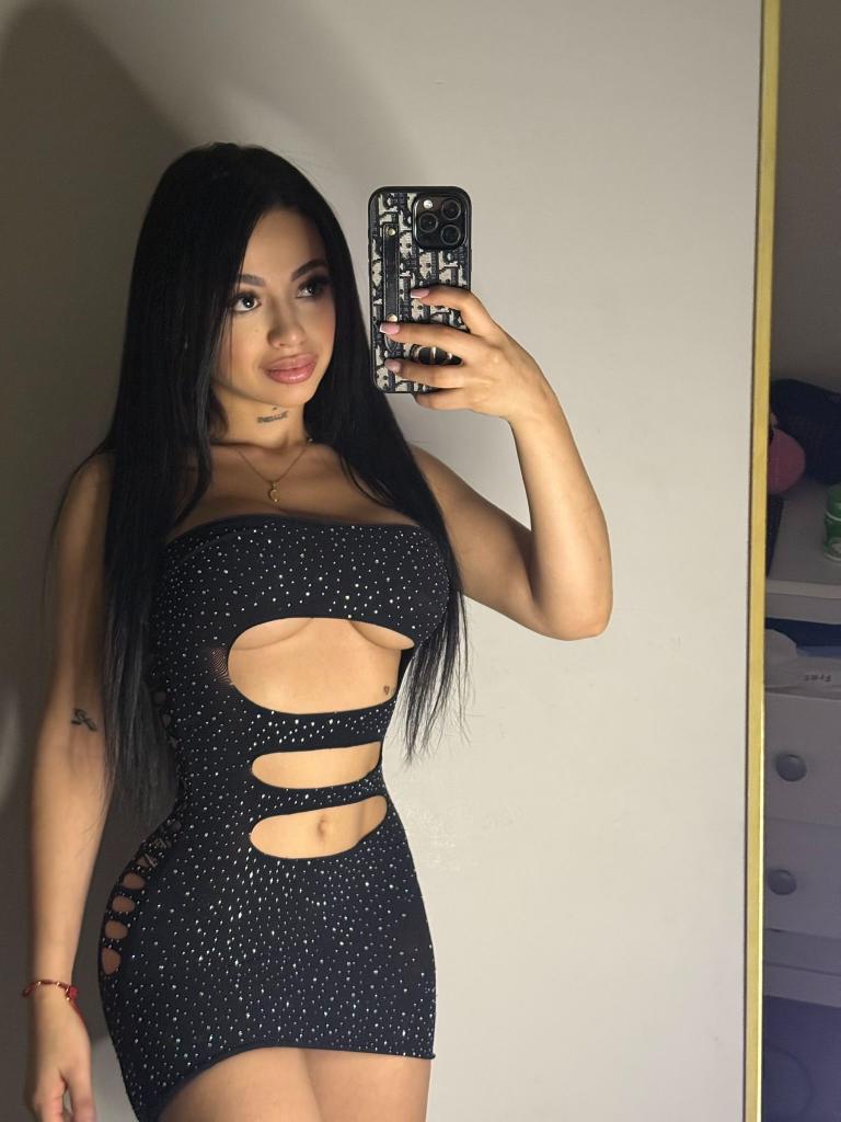 631848613: Chica busca chico en Cádiz