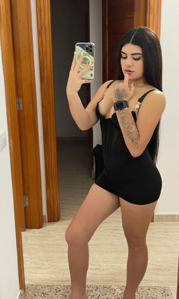 613758156: Chica busca chico en Tarragona