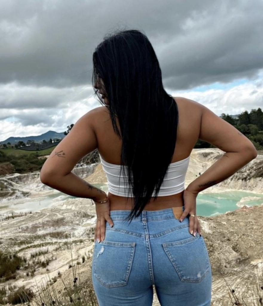 Chica busca chico en Cádiz: 