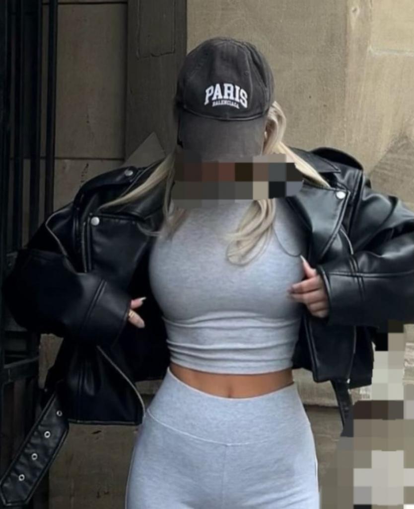 632277442: Chica busca chico en Cantabria