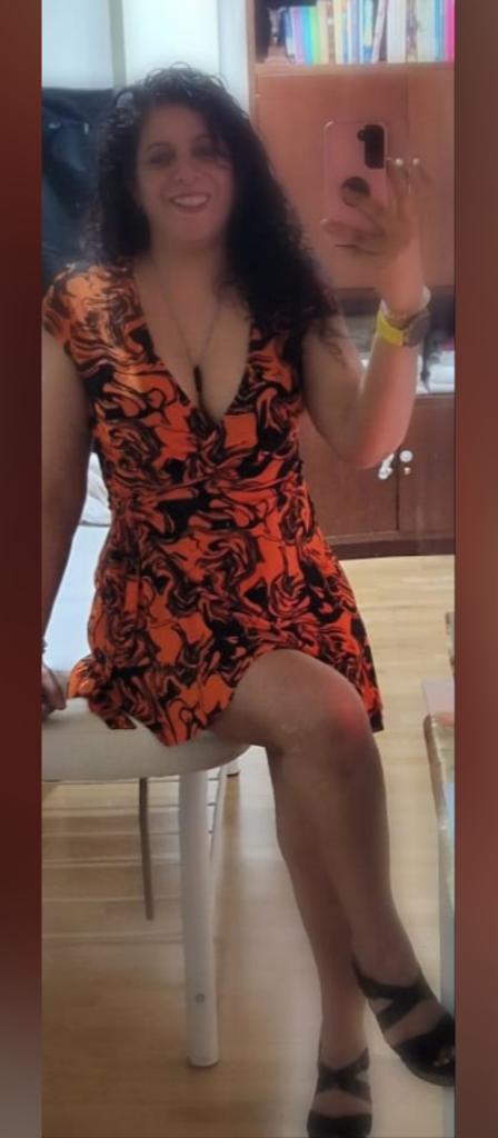 617312473: Chica busca chico en Navarra